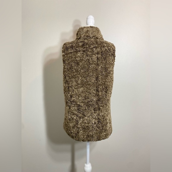 Small Katydid Faux Fur Brown Tan Lighweight Vest w/ Pockets - Picture 6 of 11